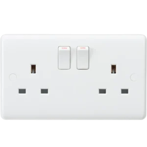Knightsbridge MLA Curved Edge 13A 2G SP Switched Socket