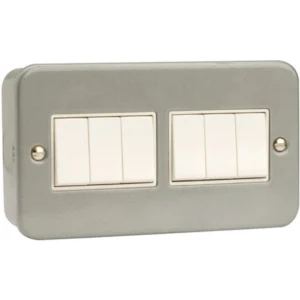 Click Scolmore Switch 6 Gang 2 Way&Box 10A Metalclad