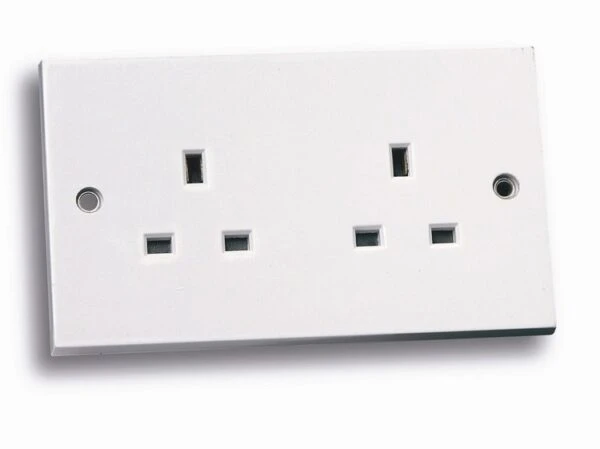 Niglon Socket 2 Gang Unswitched 13A White - Image 2