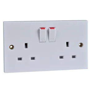 Schneider Electric Exclusive Square edge white moulded - switched socket - 13 A - 230 V - 2 gangs