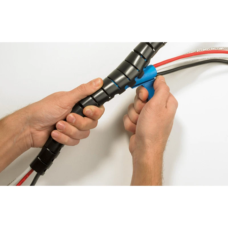 Newlec Cable Wrap Split 25mm 2 Meter Black with Applicator - Image 3