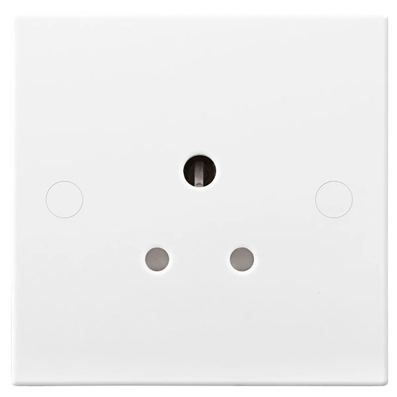 Luceco Socket Unswitched 1 Gang 5A White - Image 2