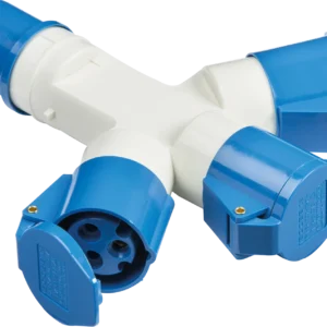 Knightsbridge MLA 240V IP44 16A 2P+E 3 Way Splitter