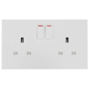 Luceco Socket 2 Gang Switched SP 13A Standard Square Edge White