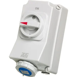 Europa Socket Switched Interlock TP 2P+E IP67 32A 230V Blue