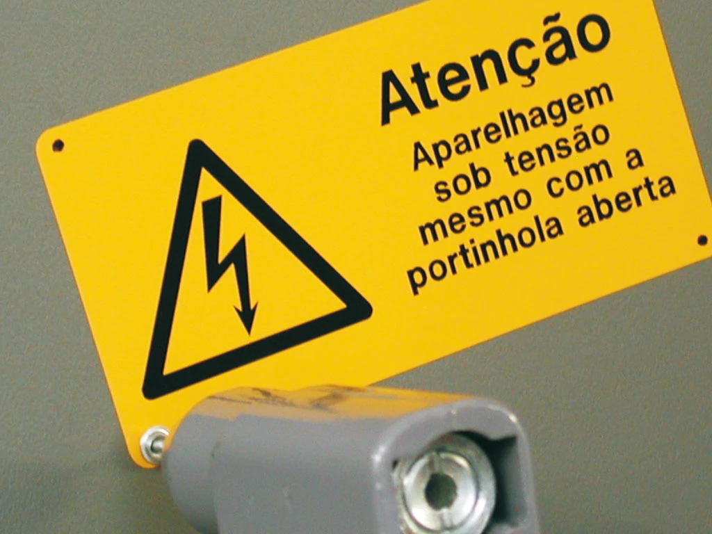 Cembre Legend Mg-Signs-R 991121 (C 62-22.5 Ye)